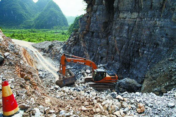 德保至天等公路（德保境）工程勘察设计